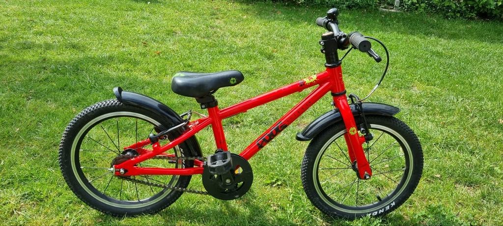 Rode Frog bike 44  16 inch jongensfiets, Fietsen en Brommers, Fietsen | Jongens, Ophalen, Frog Bikes, Velgrem, 16 inch