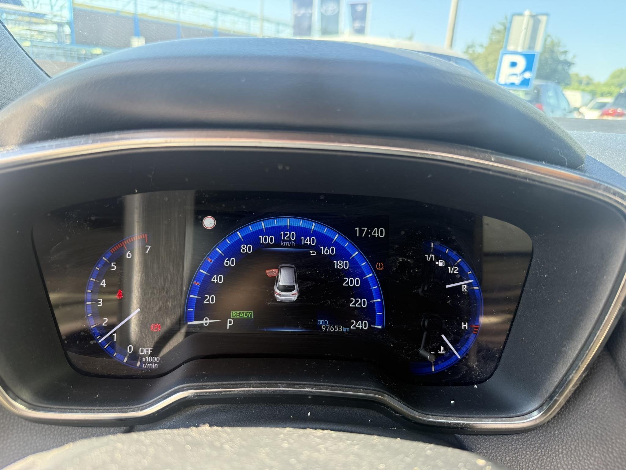 Foto 12 van Toyota Corolla Touring Sports 1.8 Hybrid Business Plus + tre