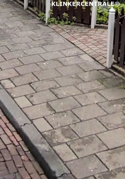 ROOIKORTING 500 stuks 13/15x25x100cm trottoir/stoepranden., Tuin en Terras, Tegels en Klinkers, Bij dit gebruikte product niet meer te achterhalen.