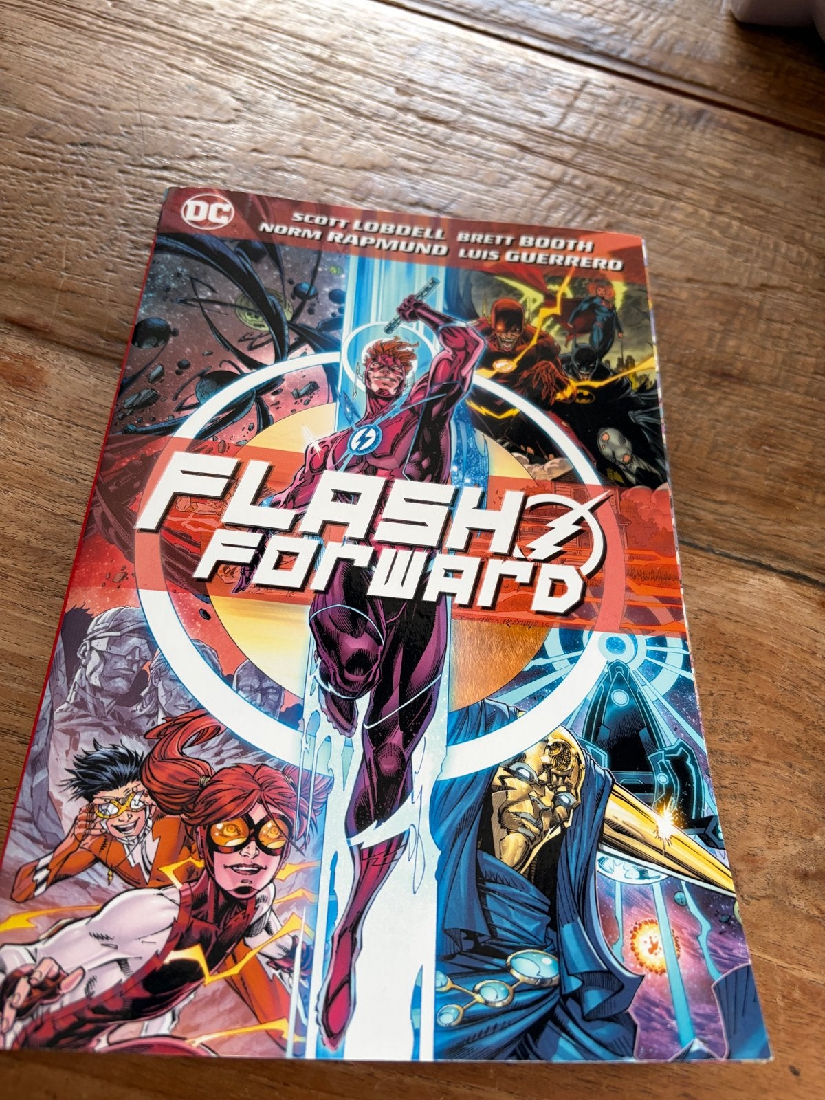 FLASH FORWARD DC Comics stripboek - Nieuwstaat, Eén stripboek, Ophalen of Verzenden, Nieuw