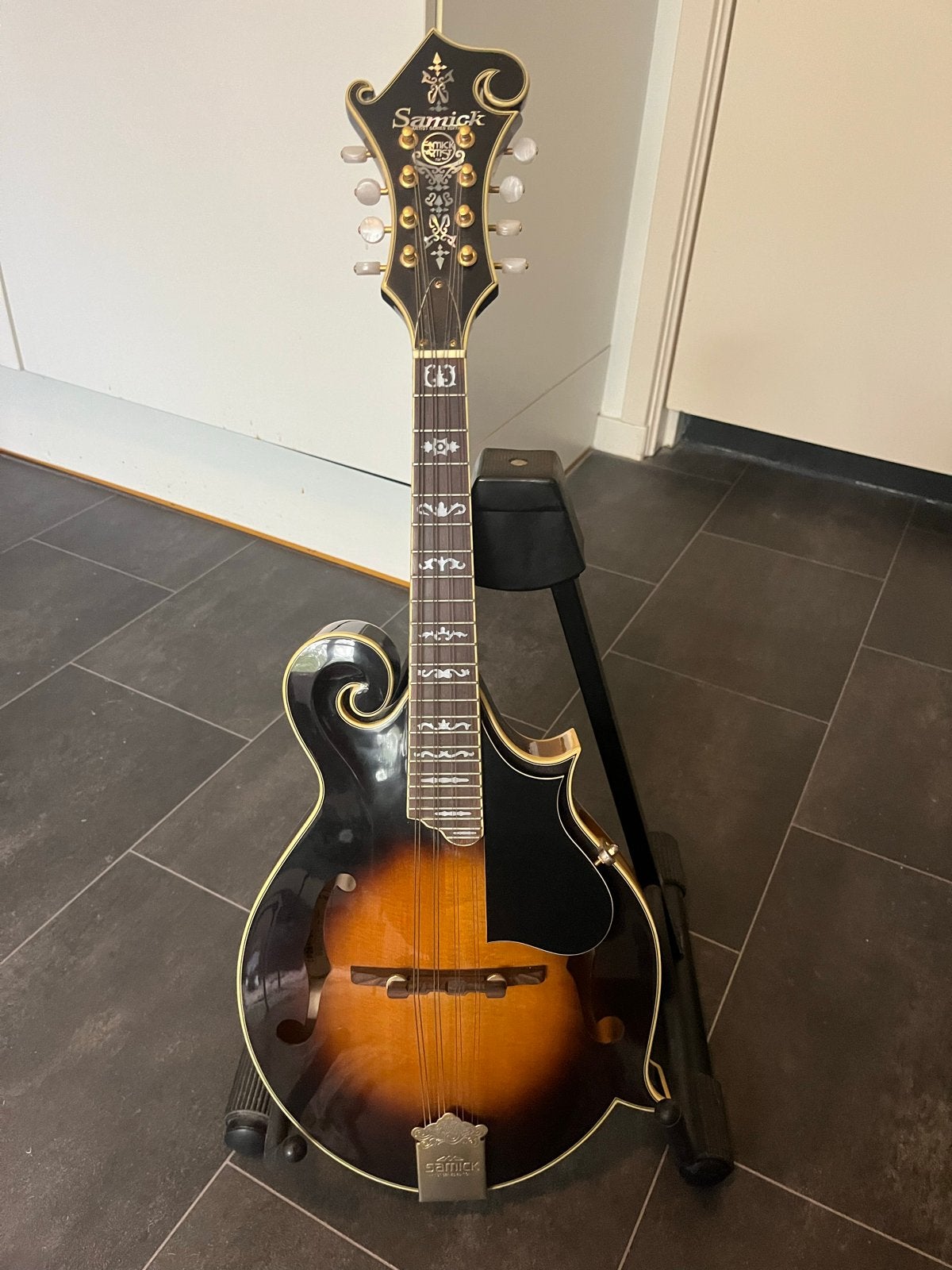 Samick SM-50S F-stijl mandoline, Muziek en Instrumenten, Ophalen, Zo goed als nieuw