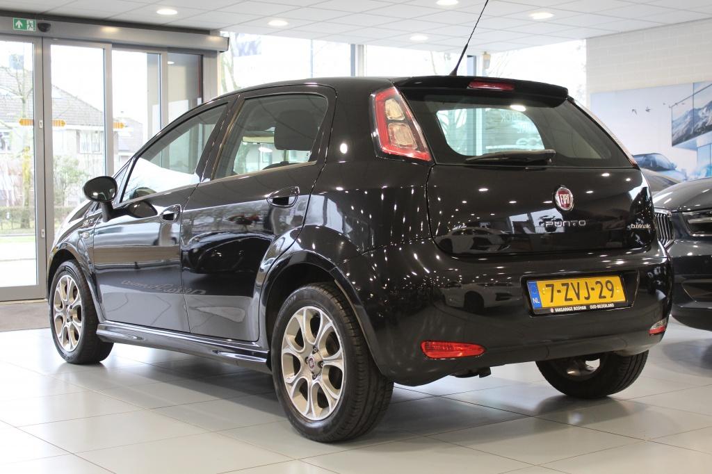 Fiat Punto Evo 0.9 TwinAir Young/AIRCO/BLUETOOTH (bj 2015), Keurmerk '100% Onderhouden', Gebruikt, Origineel Nederlands, Bedrijf