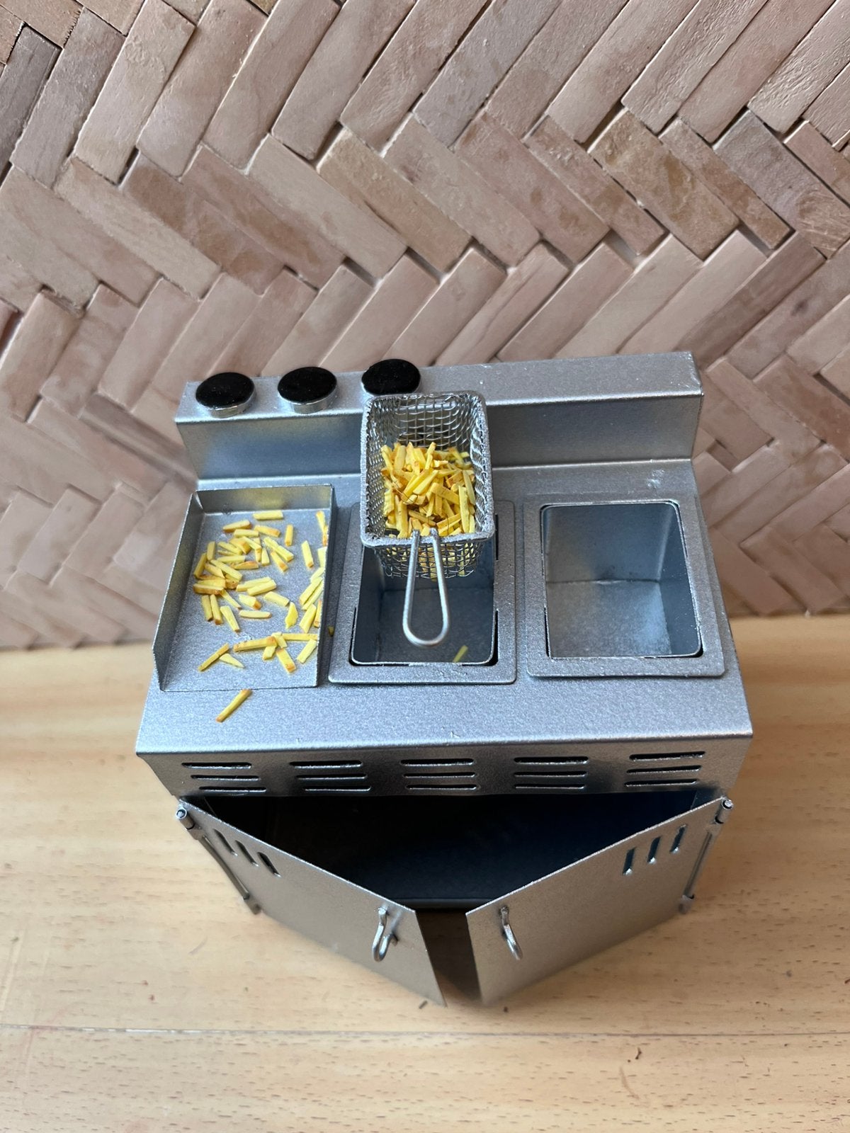 Blyth bakt patat!  Frituur/ catering/ snackbar/miniatuur, Ophalen of Verzenden, Nieuw, Poppenhuis