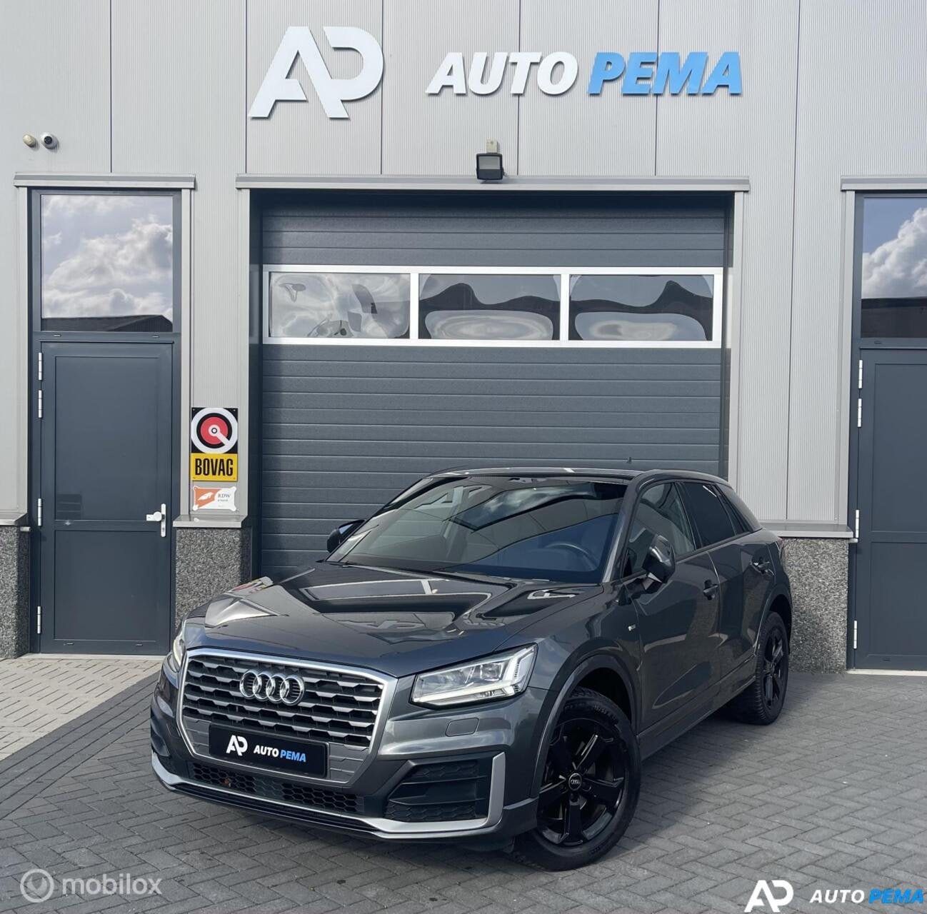 Audi Q2 1.4 TFSI CoD S-tronic 150PK 3xS-Line Led Cc, Gebruikt, 4 cilinders, 150 pk, Leder en Stof