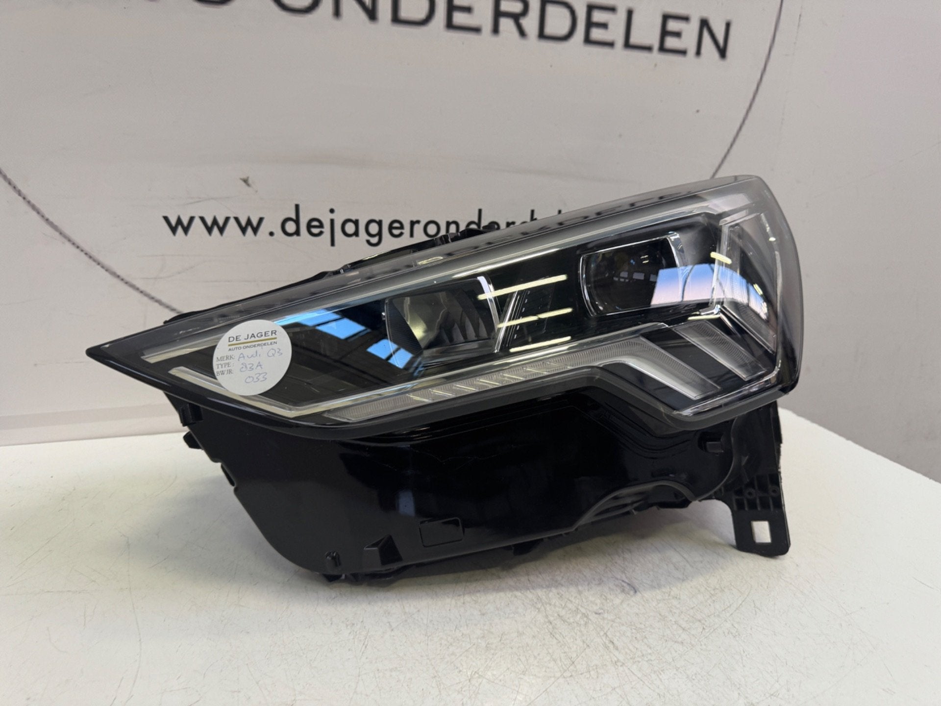AUDI Q3 SQ3 F3 83A VOL LED KOPLAMP LINKS 83A941033, Gebruikt, AUDI AG, Auto-Union-Strasse 1
85045  Ingolstadt, DE, Kundenbetreuung@audi.de