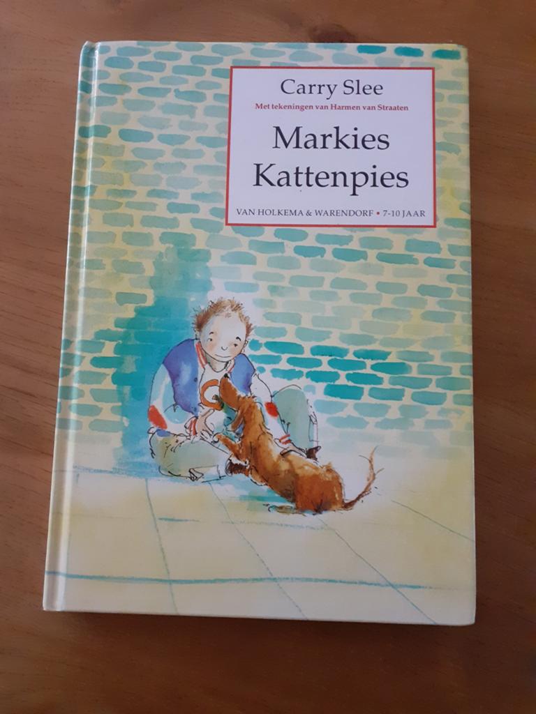 Markies Kattenpies Boek van Carry Slee, Ophalen of Verzenden, Zo goed als nieuw
