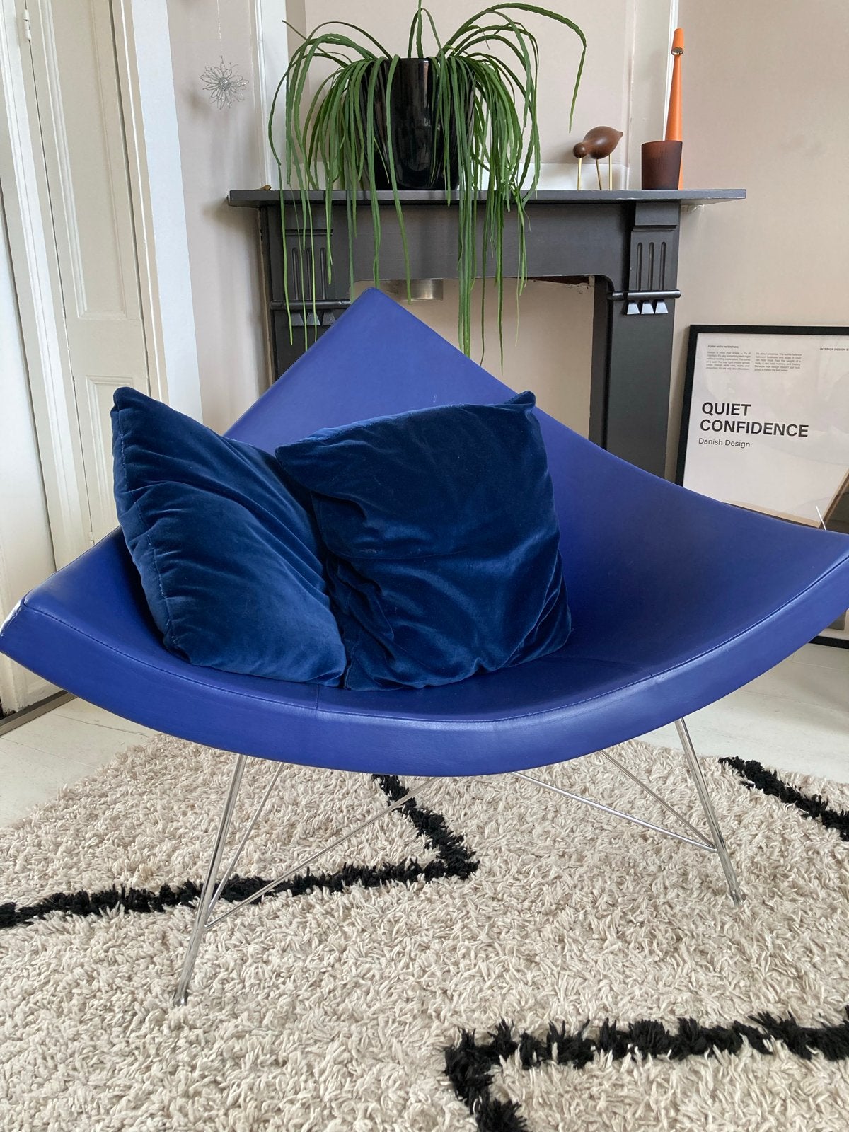 Vitra Coconut Designstoel - Origineel en Stijlvol, Ophalen, Zo goed als nieuw, Kunststof, 75 tot 100 cm