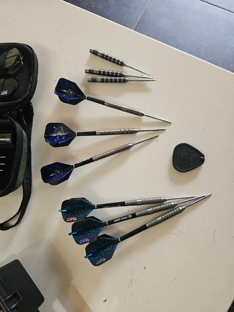 Dartpijlen Target swiss point, Ophalen of Verzenden, Zo goed als nieuw, Pijlen