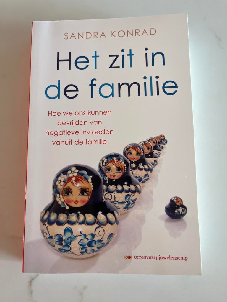 Het zit in de familie - Sandra Konrad, Boeken, Psychologie, Zo goed als nieuw, Klinische psychologie, Ophalen of Verzenden