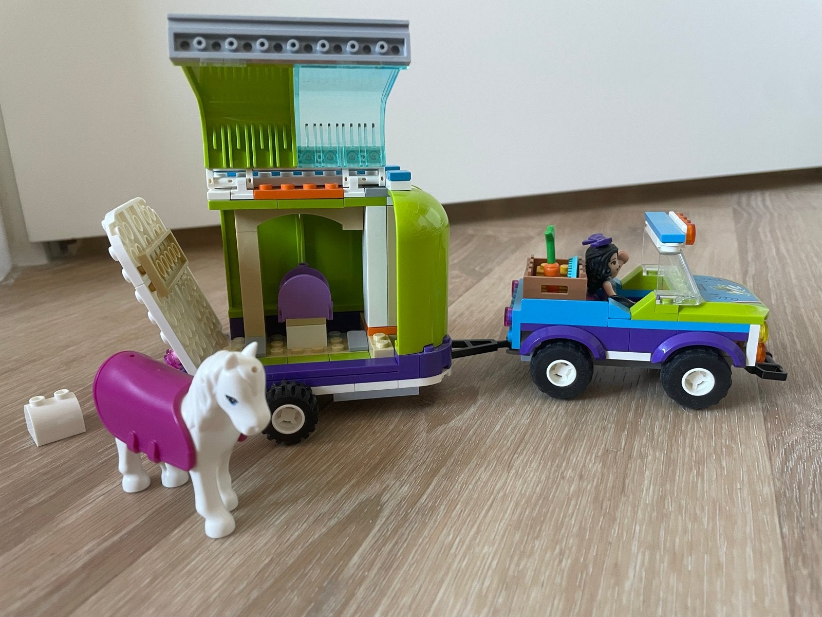 Lego Friends Paardentrailer met auto en accessoires, Kinderen en Baby's, Ophalen of Verzenden, Gebruikt, Overige merken