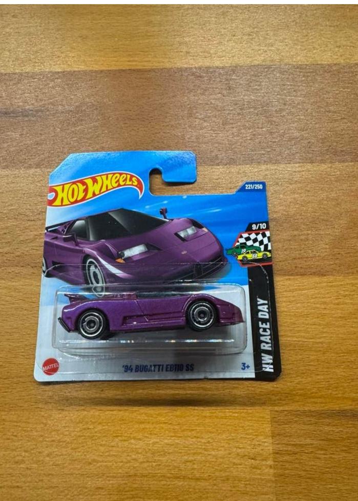 Hotwheels 94 Bugatti  EB10, Hobby en Vrije tijd, Modelauto's | Overige schalen, Ophalen of Verzenden, Zo goed als nieuw, Auto