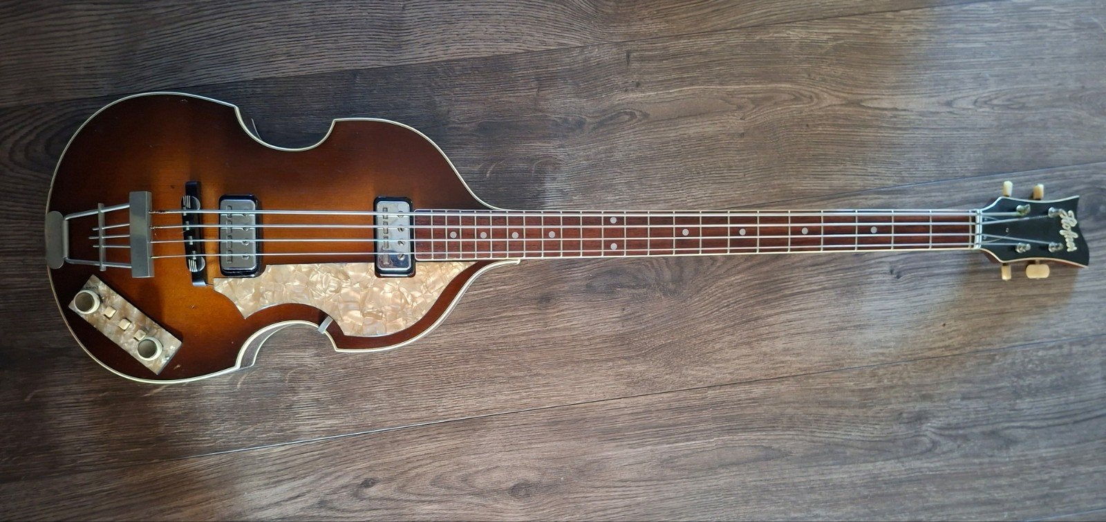 Hofner Violin Basgitaar 1961 - Originele Beatle-bas, Muziek en Instrumenten, Snaarinstrumenten | Gitaren | Bas, Ophalen, Gebruikt