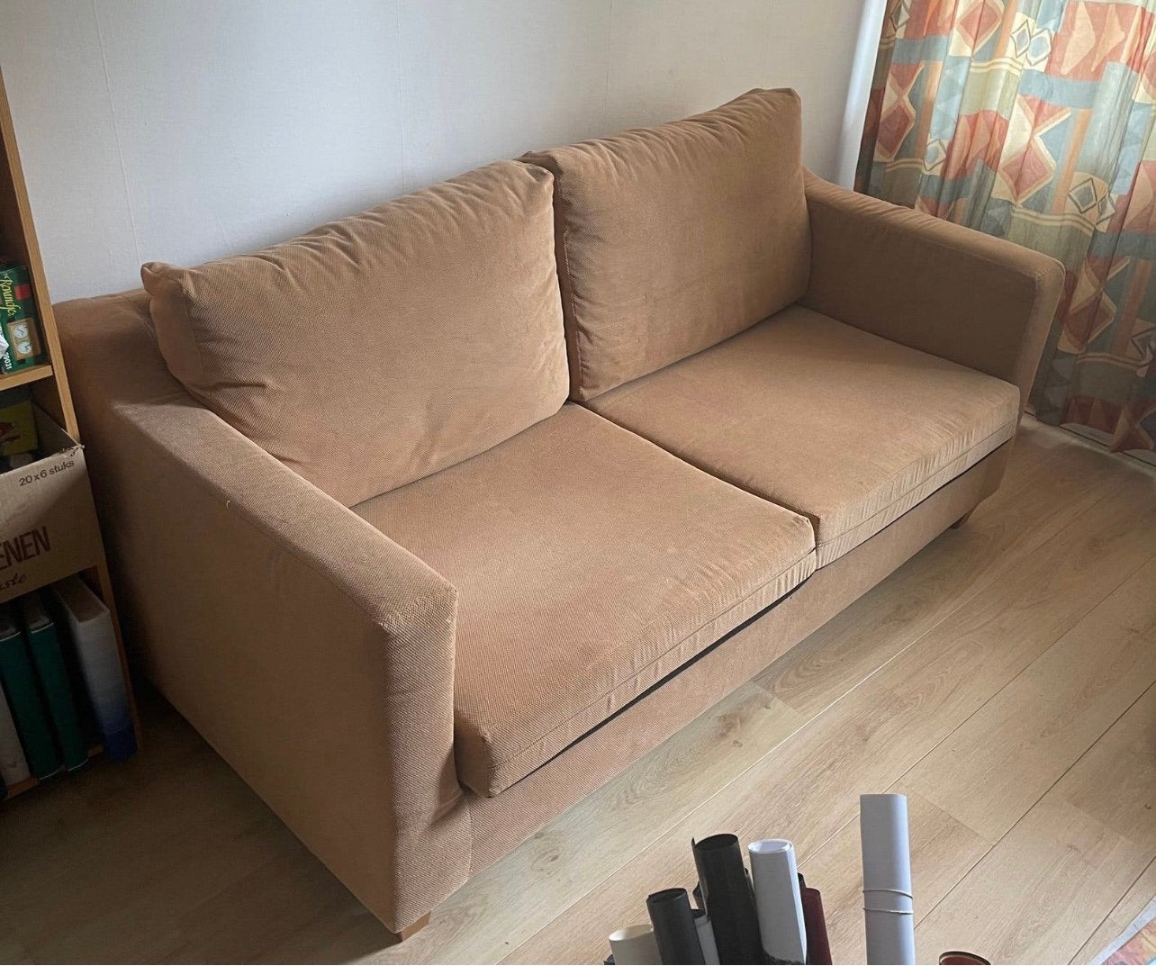 Lichtbeige - Zandkleurige 2,5 zits bank in goede staat, Ophalen, Zo goed als nieuw, Tweepersoons, 150 tot 200 cm