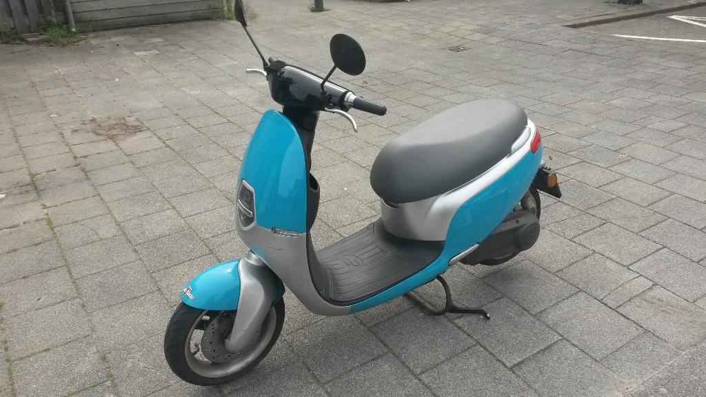 agm electrische scooter 2019, inruil mogelijk, Fietsen en Brommers, Snorfietsen en Snorscooters, Overige merken, Gebruikt, Elektrisch