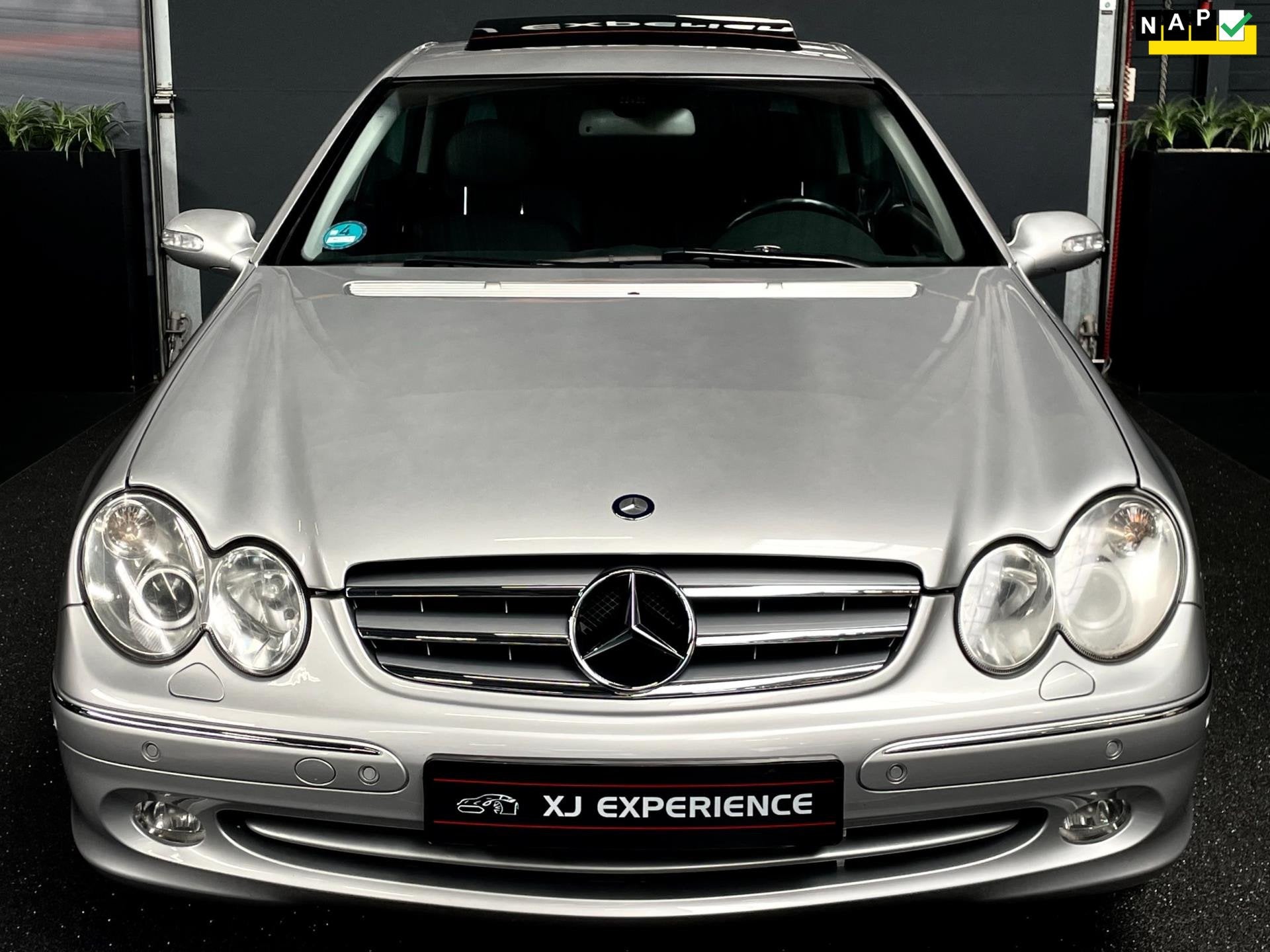 Mercedes-Benz CLK-klasse Coupé 320 Elegance YOUNGTIMER, Auto's, Automaat, Achterwielaandrijving, Bedrijf, Zilver of Grijs