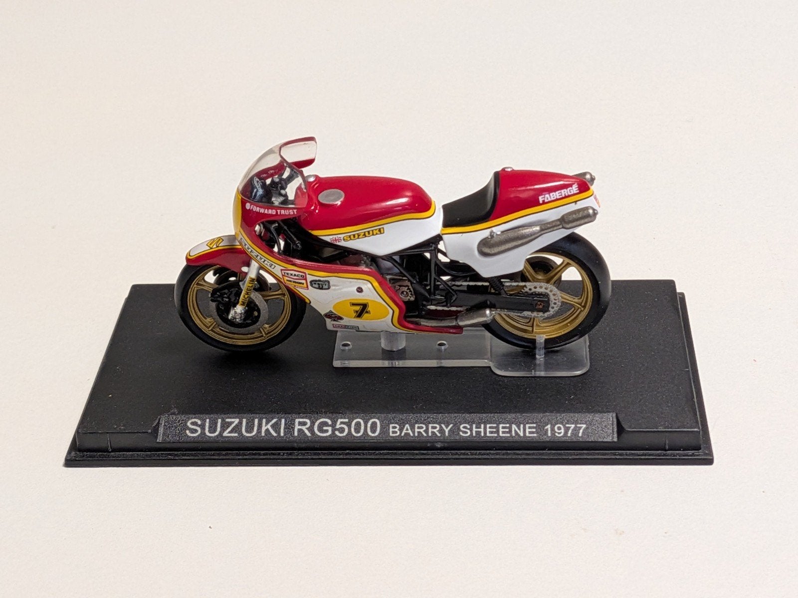 Suzuki RG500 - Barry Sheene - Grand Prix 500cc in 1977, Ophalen of Verzenden, Gebruikt, Motor, Overige merken