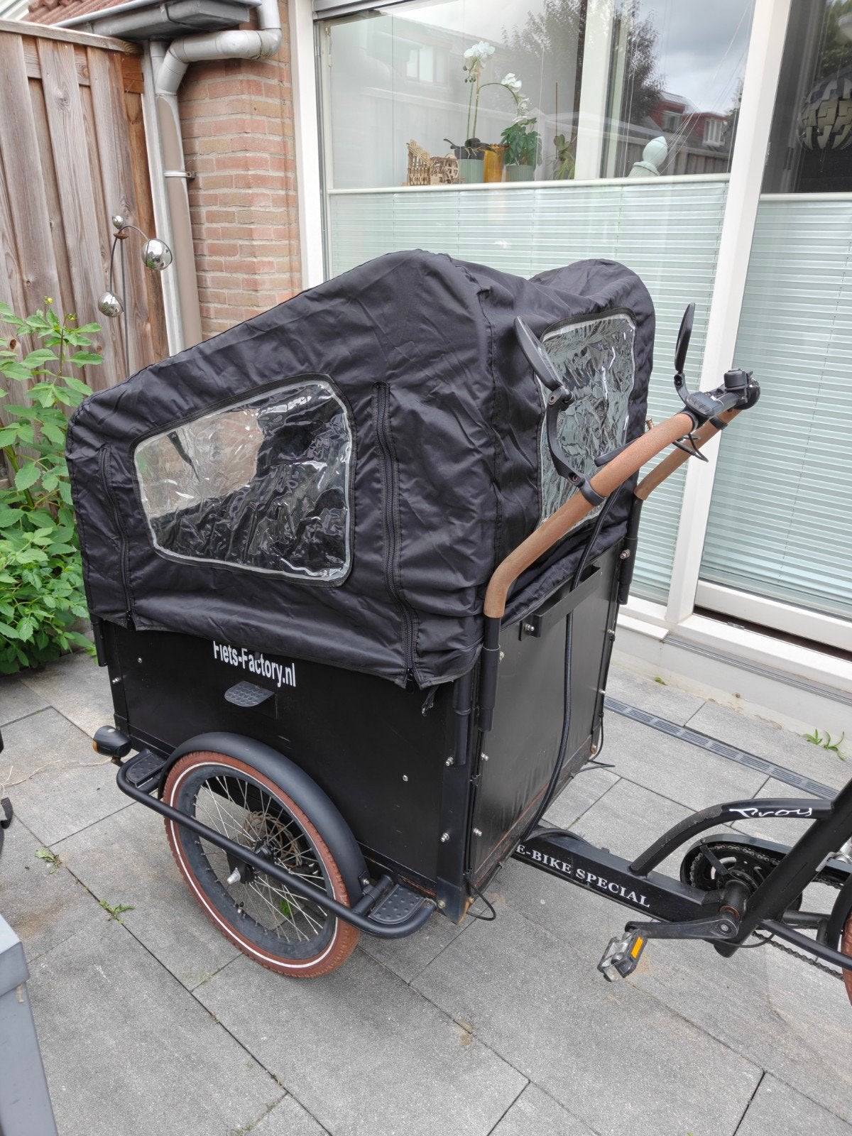 Nette Troy Special ( Vogue) electrische bakfiets te koop, Ophalen, Zo goed als nieuw, 4 kinderen of meer