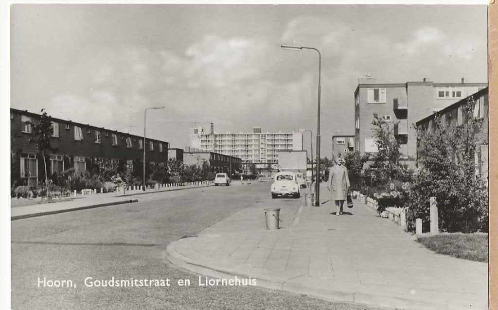 Vervoer-Hoorn-77  Auto,s in straatbeeld, Verzenden, 1940 tot 1960, Gelopen, Noord-Holland
