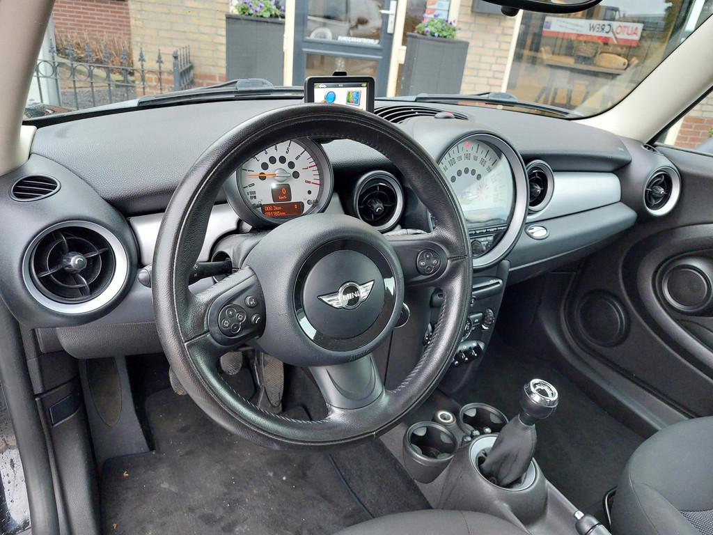 Mini One 1.6 One Business Line | Navi | Cruise | Garantie |, Auto's, Voorwielaandrijving, Euro 5, Stof, Zwart