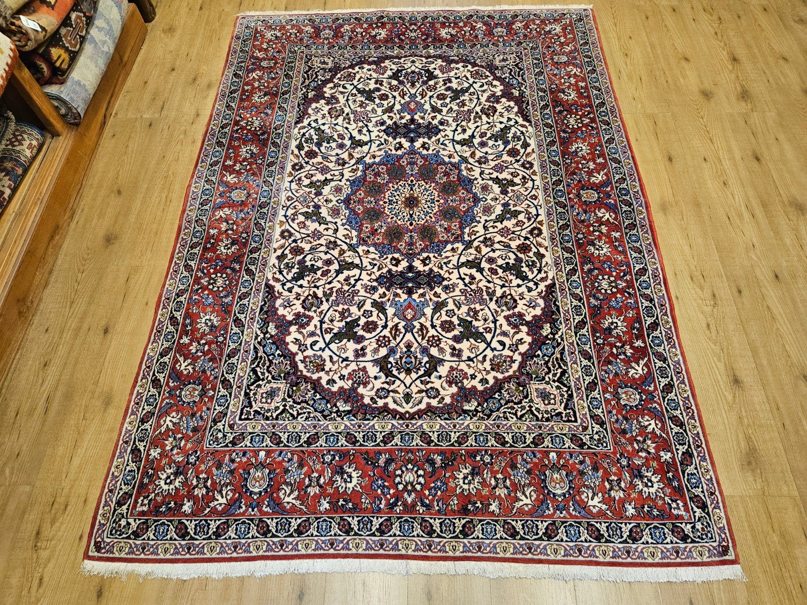 Vintage handgeknoopt perzisch tapijt isfahan 225x160, Info@SlatsAntiek.nl, Tweedehands, Perzisch, 150 tot 200 cm