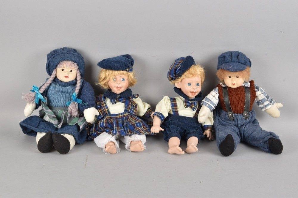 4 antiek popen met porseleinen / keramische koppen, Ophalen of Verzenden, Nieuw, Pop