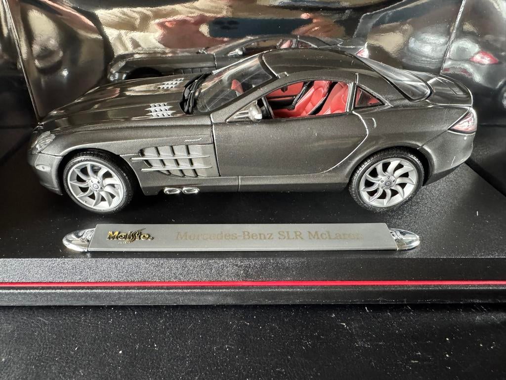 Mercedes Benz SLR McLaren - 1:18, Hobby en Vrije tijd, Modelauto's | 1:18, Ophalen, Zo goed als nieuw, Auto, Maisto