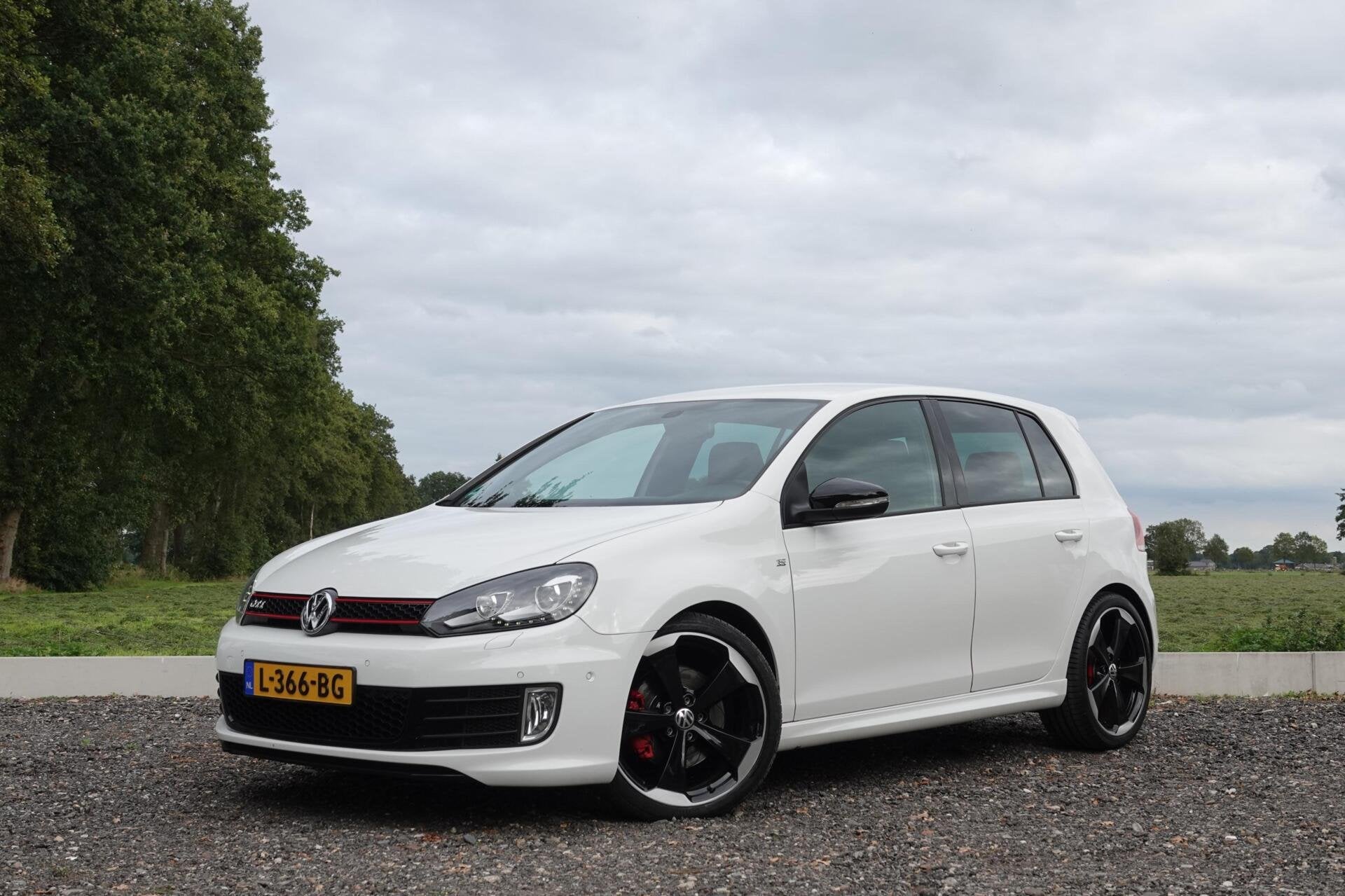 Volkswagen Golf 2.0 GTI Edition 35 TREKHAAK CAMERA DYNAUDIO, Euro 5, Gebruikt, 4 cilinders, 1984 cc