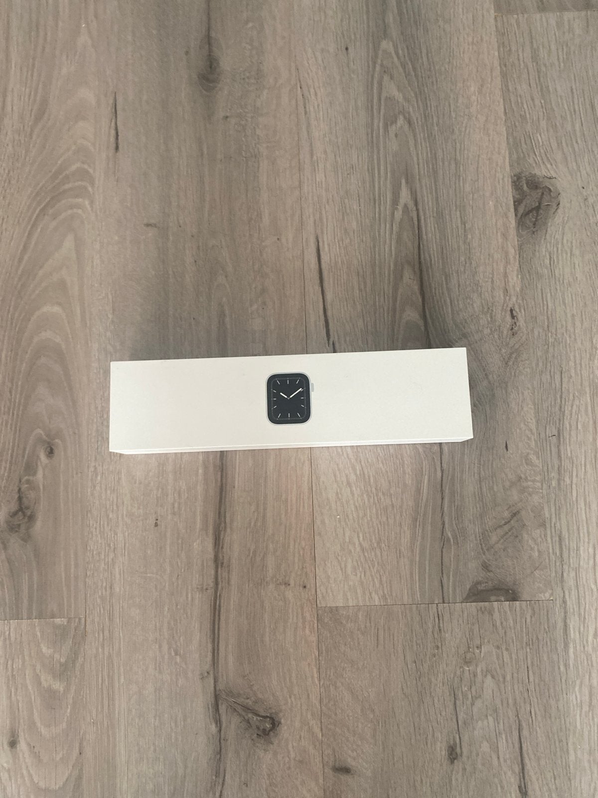 Apple Watch Series 5 Doos met Oplader (40mm Zilver), Sieraden, Tassen en Uiterlijk, Smartwatches, Ophalen of Verzenden, Zo goed als nieuw