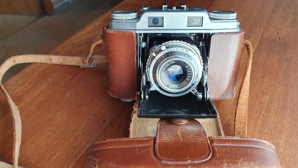 Agfa fotocamera + belichtingmeter. Opsturen of opha-, Ophalen of Verzenden