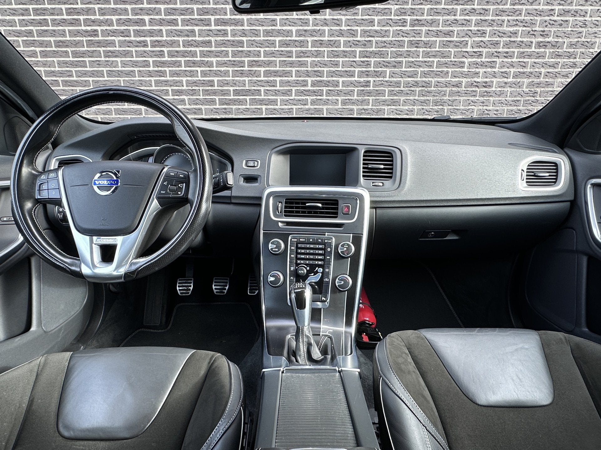 Volvo S60 2.0 D2 R-Design | Radio | Navigatie | Climate Cont, Auto's, Volvo, Voorwielaandrijving, Gebruikt, Euro 6, 4 cilinders