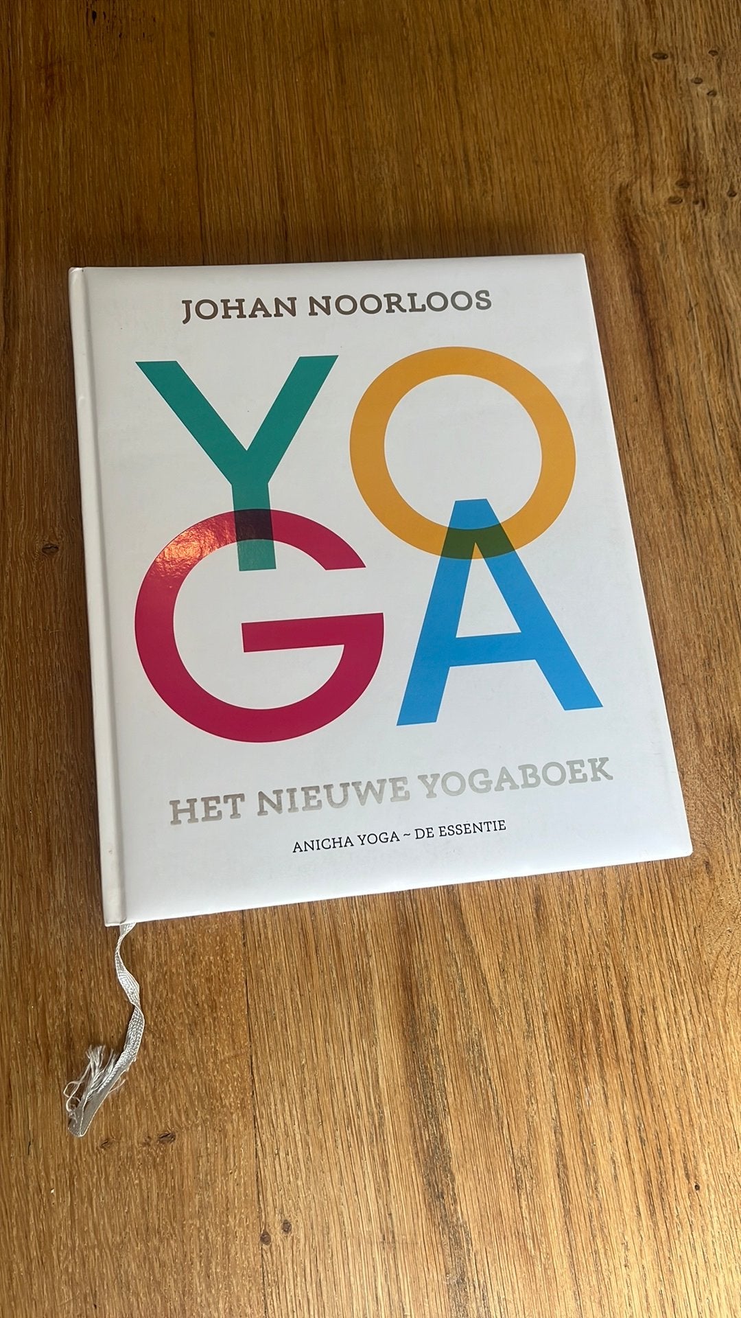 Johan Noorloos - Het nieuwe yogaboek, Ophalen of Verzenden, Zo goed als nieuw