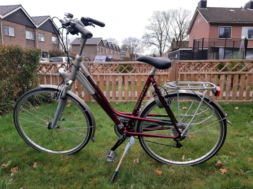 Gazelle--Dames fiets, Fietsen en Brommers, Fietsen | Dames | Damesfietsen, Ophalen, Versnellingen, 56 cm of meer, Zo goed als nieuw