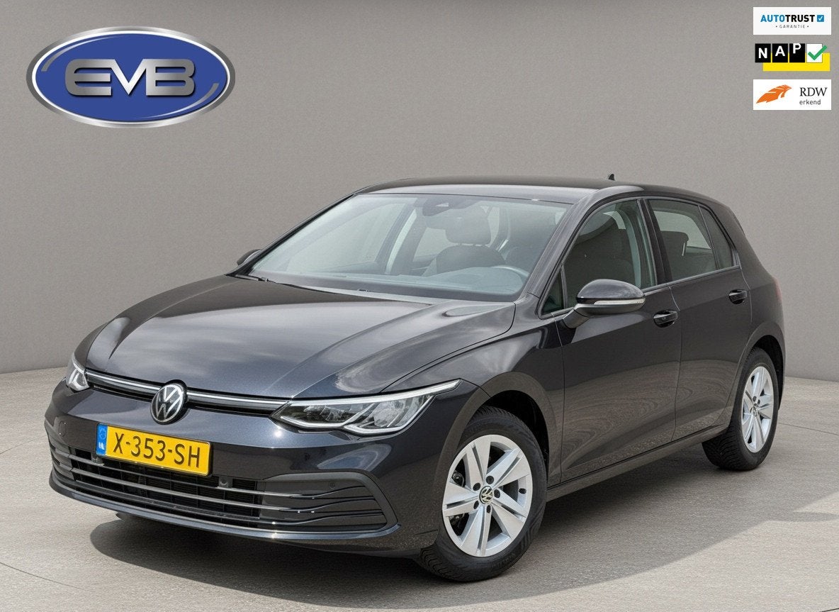 Volkswagen Golf 1.0 eTSI AUTOMAAT Life, achteruitrijcamera,, Auto's, Gebruikt, Euro 6, Origineel Nederlands, Bedrijf
