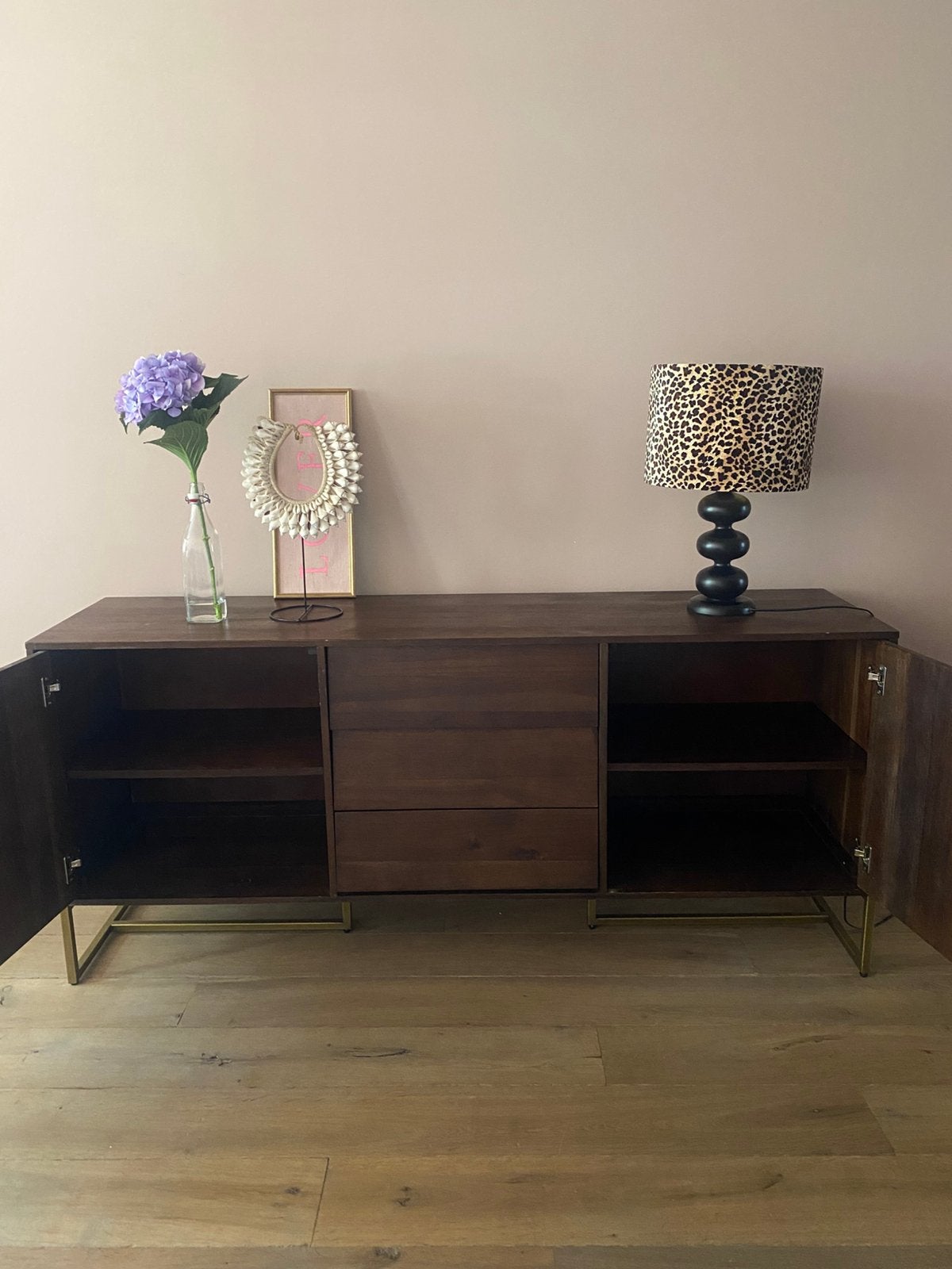 Foto 6 van Dressoir van Dutchbone met vintage twist