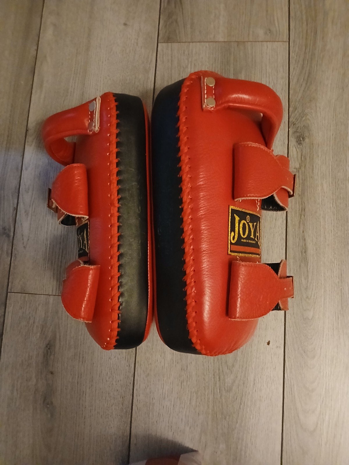 Rumble Armpad Ready PU Rood/Zwart per paar, Ophalen, Overige, Maat XS of kleiner, Vechtsportmateriaal