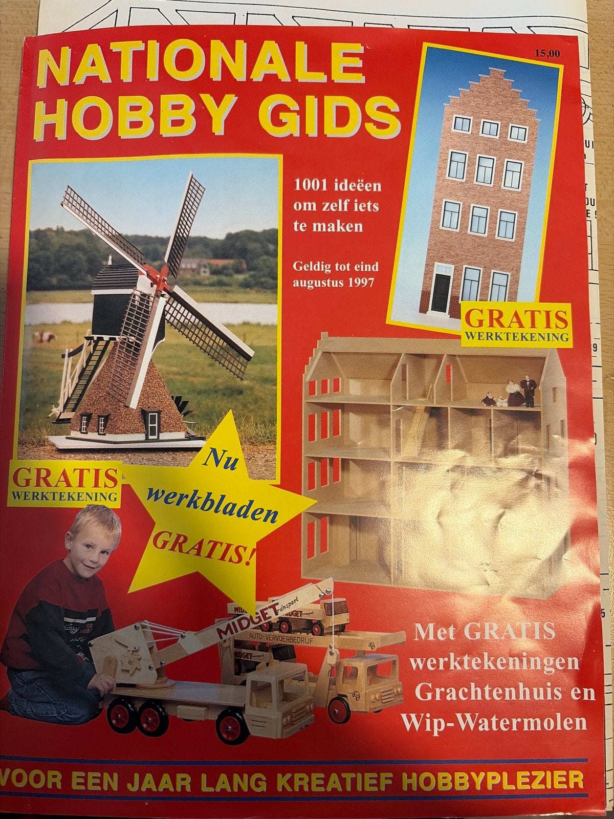 Nationale Hobby Gids met gratis werktekeningen, Ophalen of Verzenden, Gebruikt, Educatief, Knutselboek