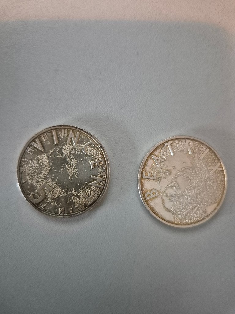 2x 5 euro zilveren herdenkingsmunt, Vincent van Gogh 2003., Postzegels en Munten, Munten | Nederland, Koningin Beatrix, Zilver