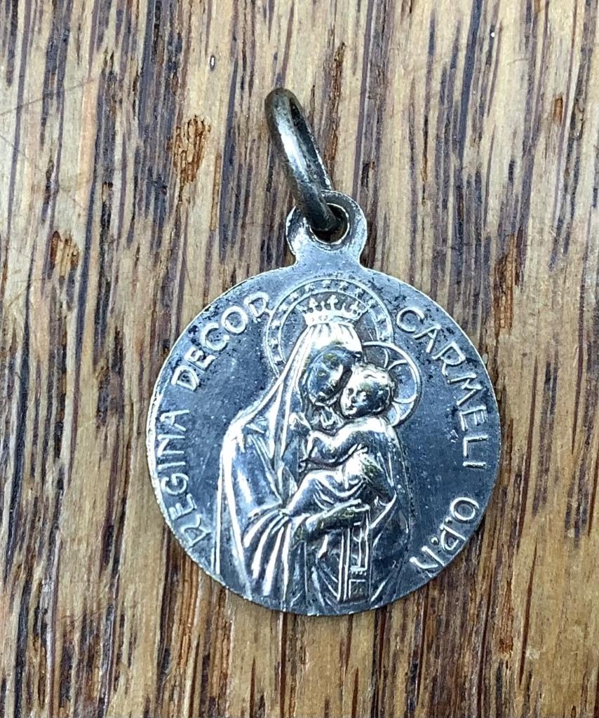 Medaillon - Maria, Onze Lieve Vrouw van de berg Karmel, Verzamelen, Religie, Ophalen