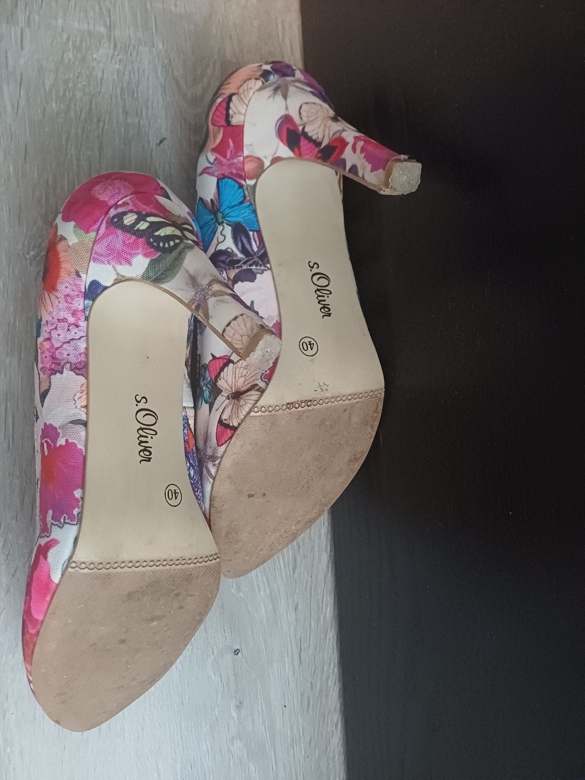 S. Oliver bloemenprint pumps maat 40, Pumps, Overige kleuren, S. Oliver, Ophalen of Verzenden