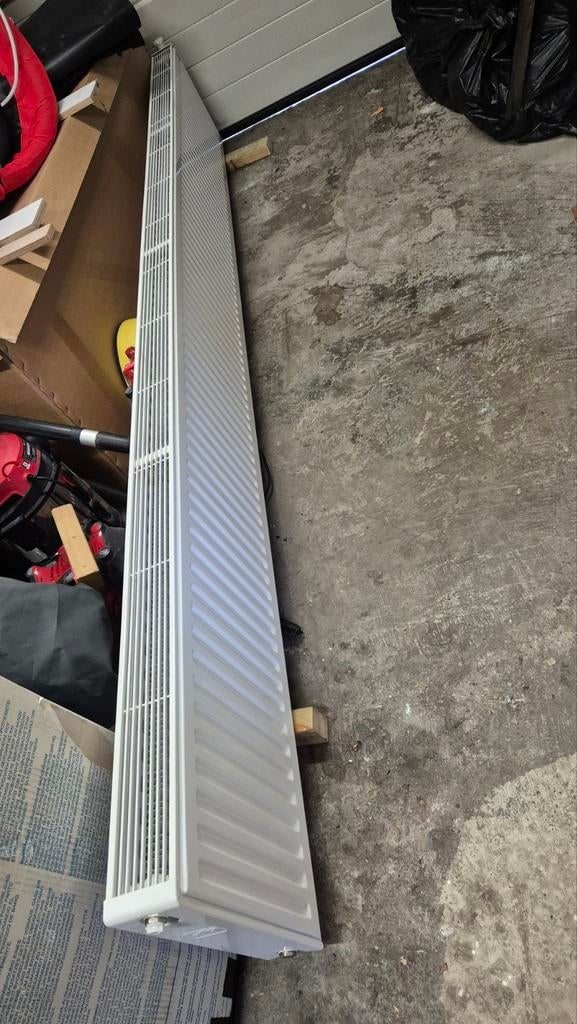 Radiator t22 300x40 brugman, Ophalen, 30 tot 80 cm, Gebruikt, Radiator