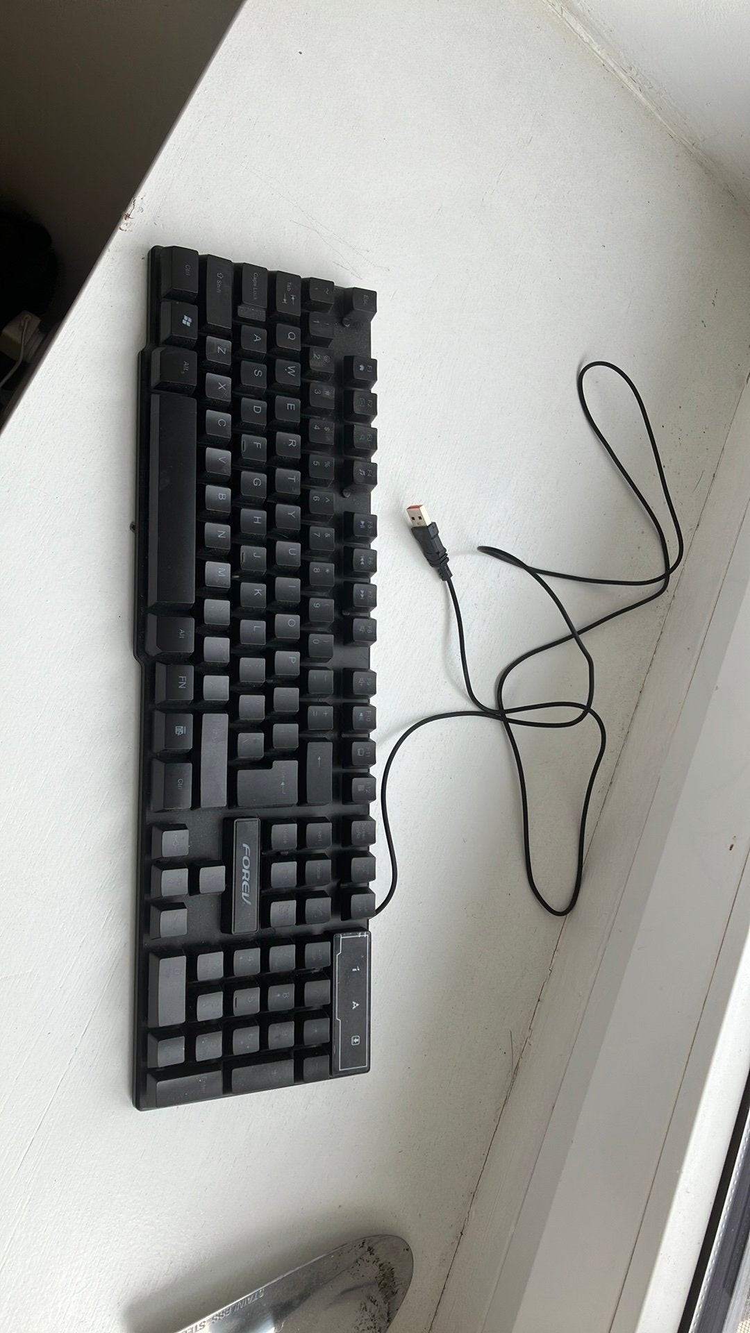 Stil toetsenbord bedraad LED verlicht, Ophalen of Verzenden, Zo goed als nieuw