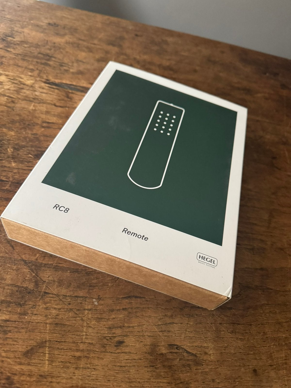HEGEL RC-8 metalen remote upgrade, Ophalen, Zo goed als nieuw, Minder dan 60 watt, Overige merken