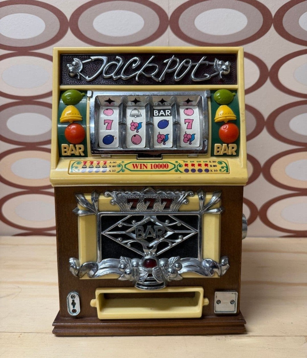 Vintage gokkast radio - rock & roll - mancave, Verzamelen, R, Gebruikt, Q, T