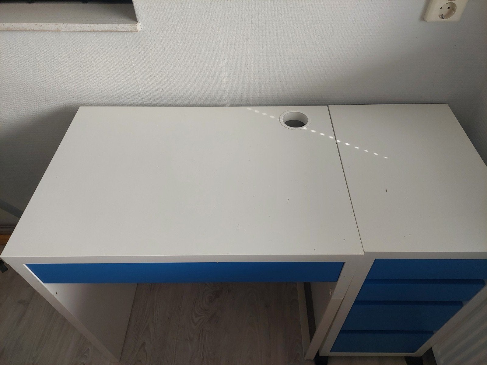 IKEA Bureau met lades - Wit/Blauw, Ophalen, Gebruikt, IKEA, Met wielen