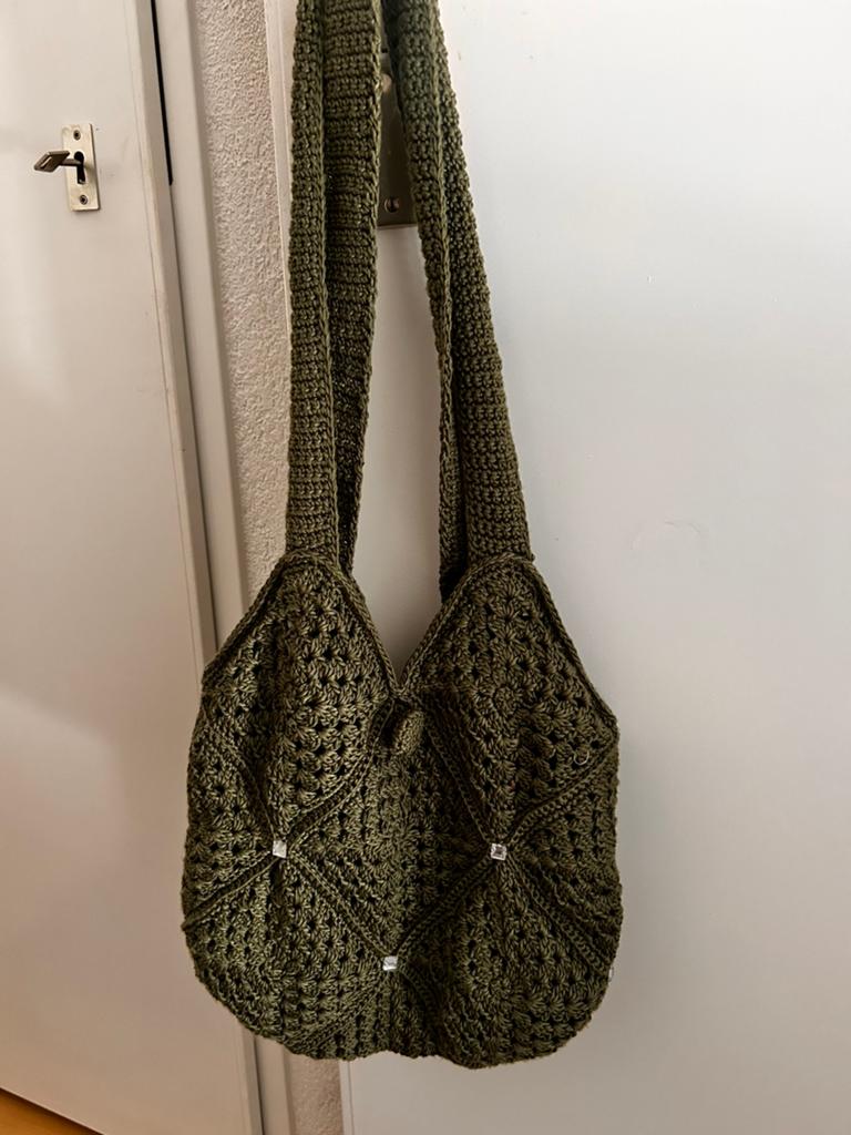 Gehaakt tasje 30 x 30, Sieraden, Tassen en Uiterlijk, Tassen | Damestassen, Ophalen of Verzenden, Zo goed als nieuw, Schoudertasje