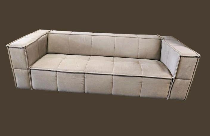 Comfortabele 3-zitsbank in neutrale stof, Ophalen, Gebruikt, Onbekend, Driepersoons