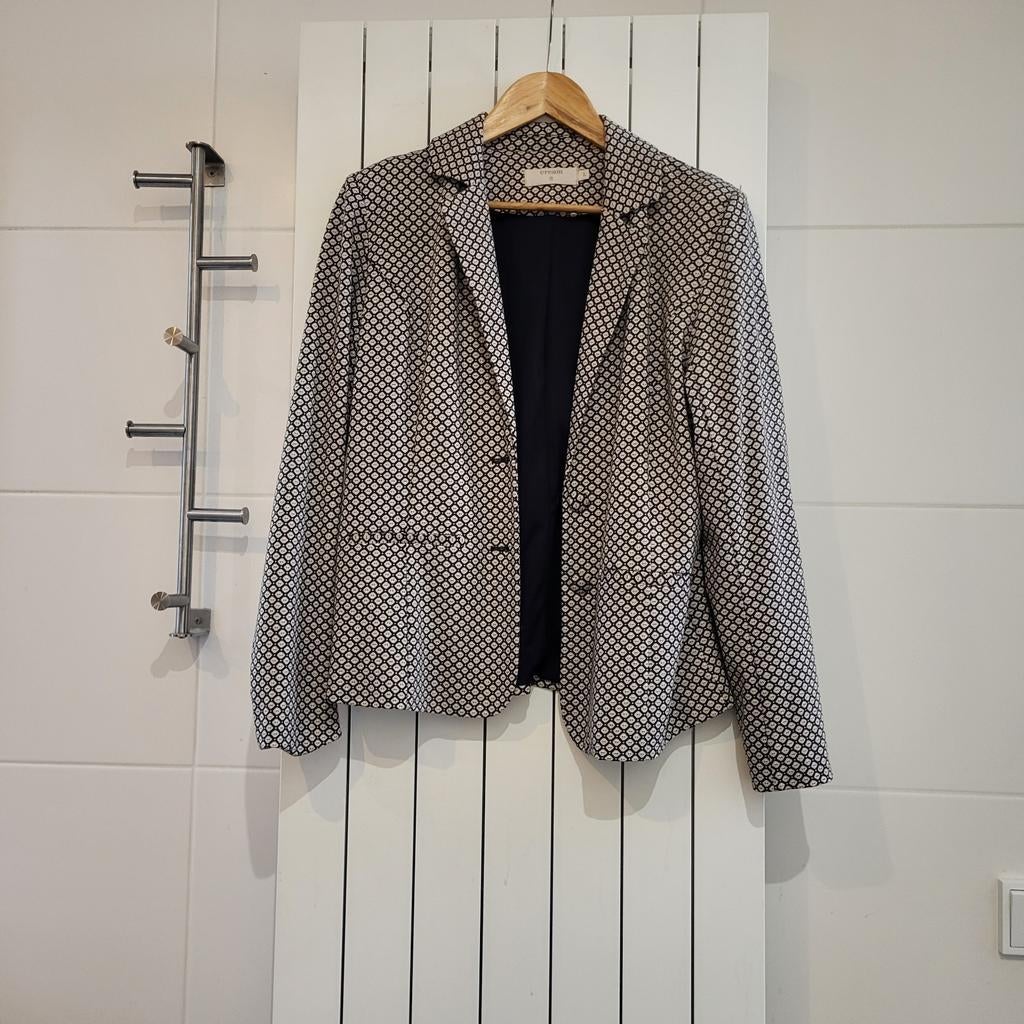 Cream pak jasje maat L en broek maat M, Kleding | Dames, Ophalen of Verzenden, Zo goed als nieuw, Maat 38/40 (M)