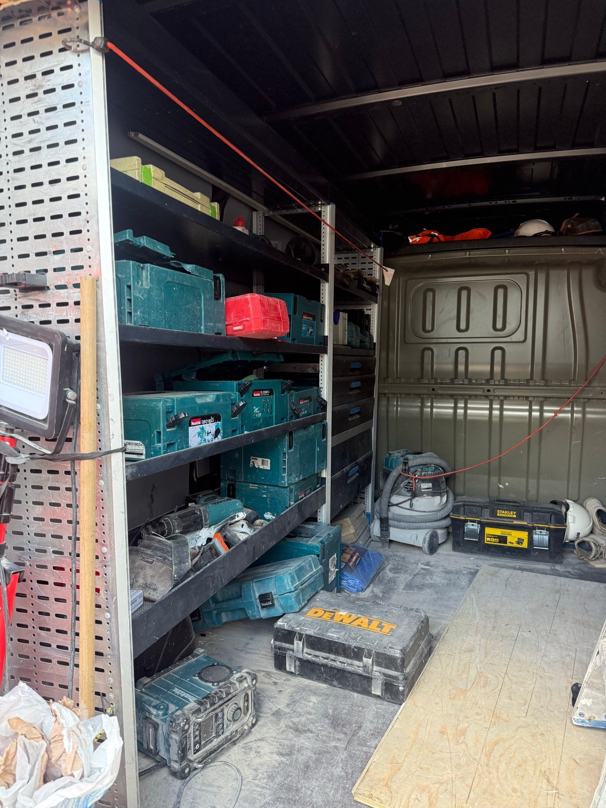 Gereedschaps kast-bus inrichting, Auto diversen, Ophalen of Verzenden, Gebruikt
