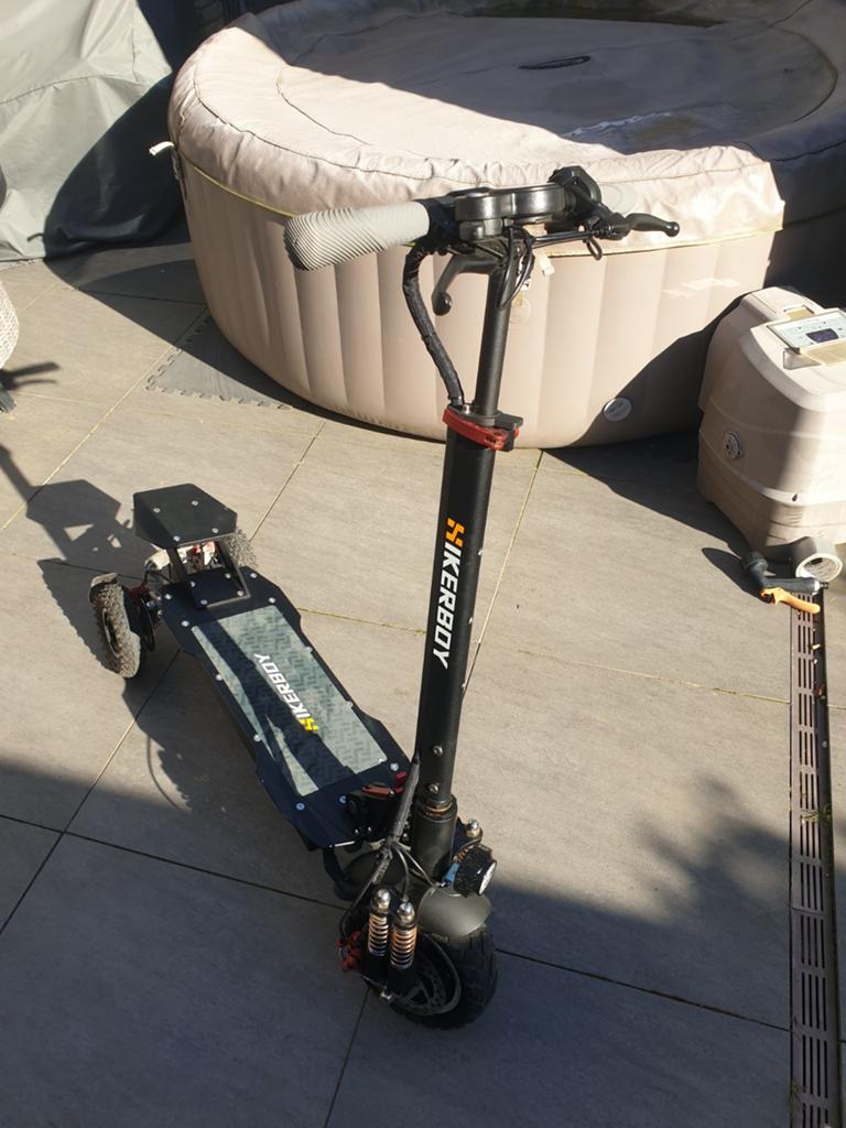 Hikerboy HB-301 Elektrische Step - 48V 18.2Ah 500W, Ophalen