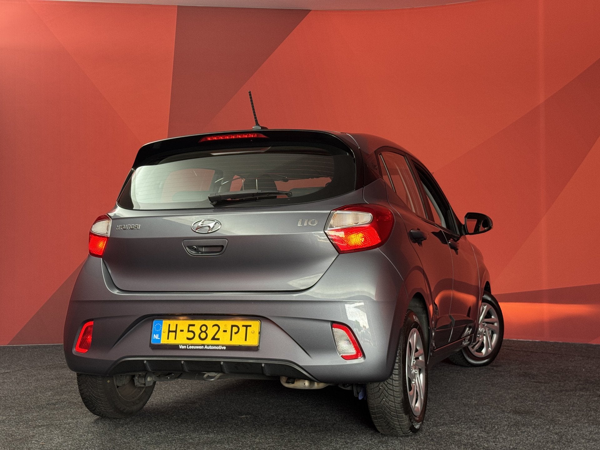 Foto 2 van Hyundai i10 1.0 Comfort | Airco | Navi | Camera (bj 2020)